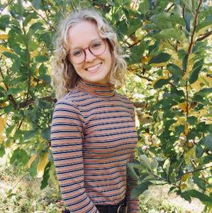 Meet your Posher, Emma